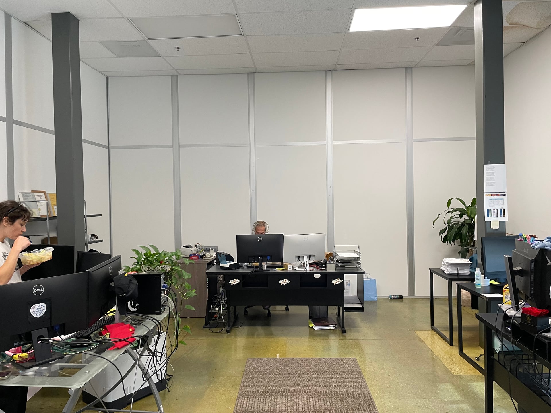 From beginning to end commercial space in Hawthorne factory, they doing such for colleges had to build a new common area for his workers with new kitchen, a new 3000 ft.² of Office. We did almost 4000 ft.² of flooring, paint the entire offices, renovate, bathrooms, and more. The client is super happy because of her workers have a new nice space to have lunch and hang out we also upgraded the entire communication system with the machines on the floor, which was super sophisticated low-voltage project